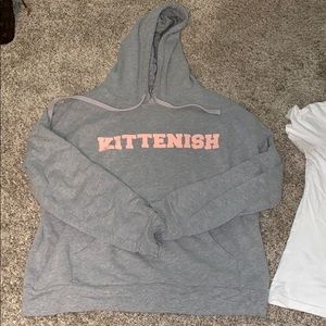 Kittenish hoodie 🤍